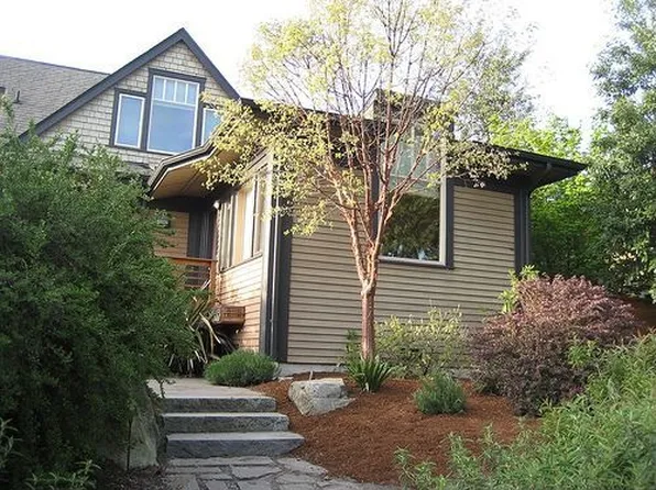 1318 N Menford Pl, Seattle, WA 98103