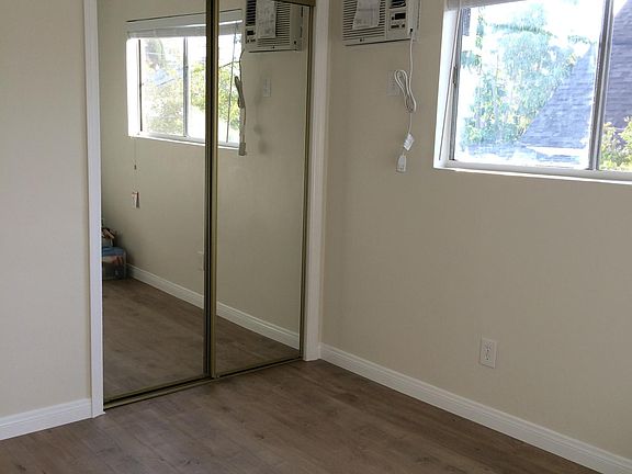 5th image of 1357 E 23rd St