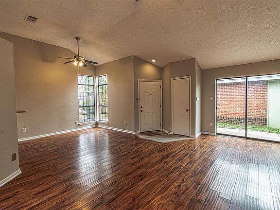 5th image of 6739 Poppy Dr