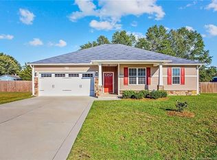 812 Leah St, Fayetteville, NC 28312