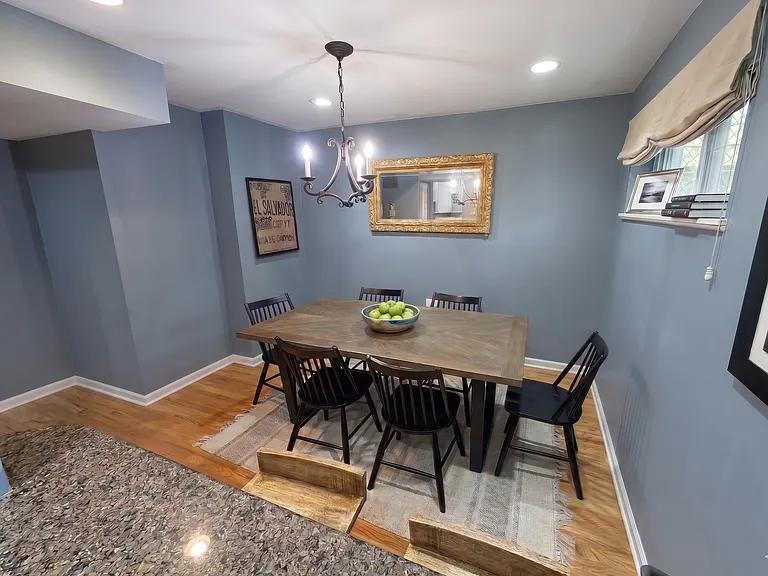 1033 W Wolfram St #2 — Photo 7