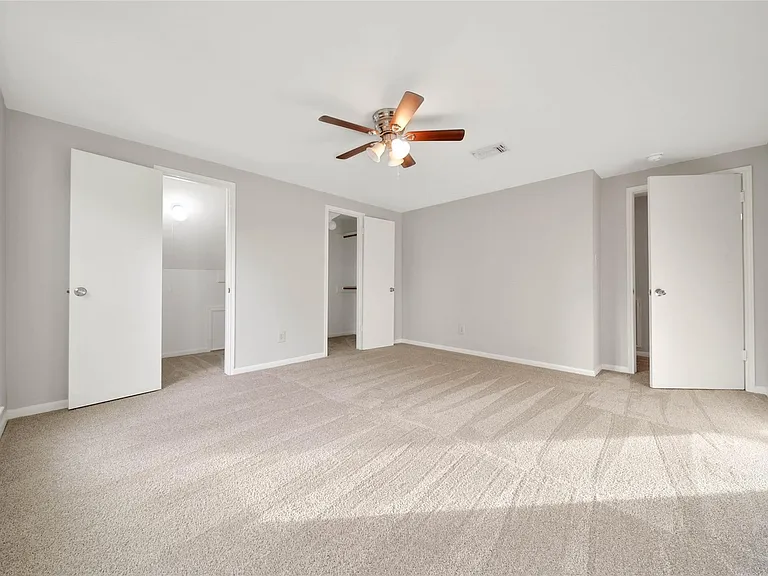 14719 Cedar Point Dr — Photo 37