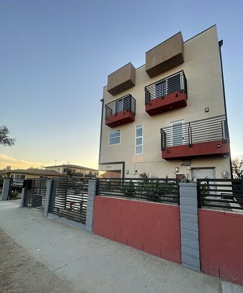 1st image of 6633 Troost Ave #102