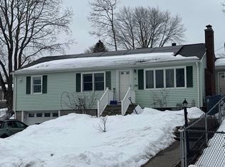 22 Falcon St, Methuen, MA 01844