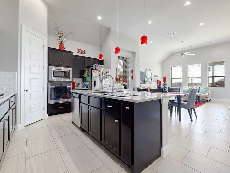 5664 Corsica Loop — Photo 10