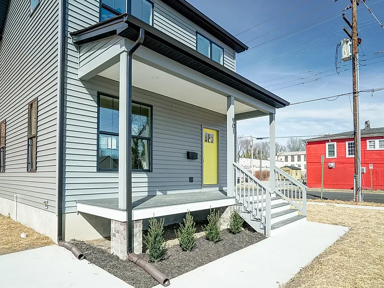 901 Commerce St #1 — Photo 3