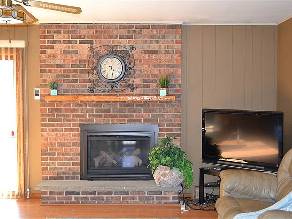 5th image of 1065 Luanna Dr