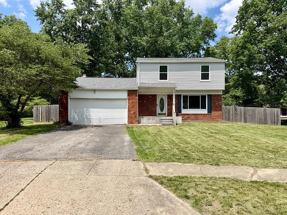 1st image of 655 Falls Pl