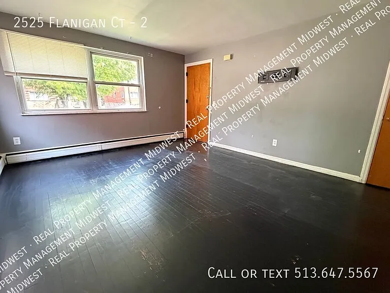 2525 Flanigan Ct #2 — Photo 3