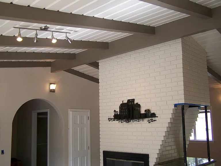 707 Crocker Ave — Photo 9