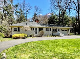 126 Berwick Rd, Longmeadow, MA 01106