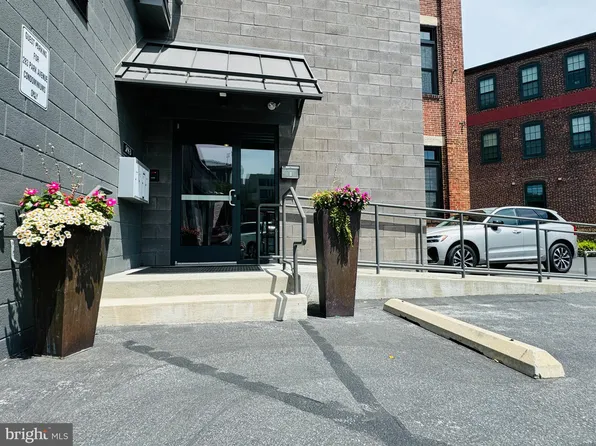 283 Park Ave #1A, Lancaster, PA 17602