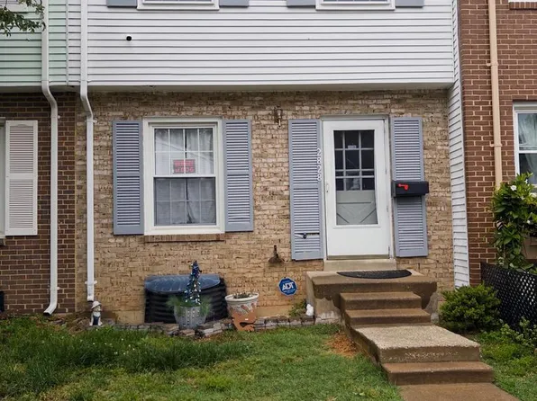 2828 Beechtree Ln, Woodbridge, VA 22191
