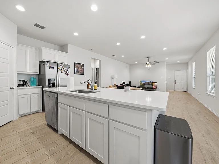 3211 Bedstraw Ln — Photo 19