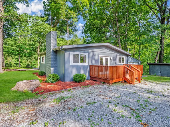 2634 W Edinburgh Dr, Crawfordsville, IN 47933