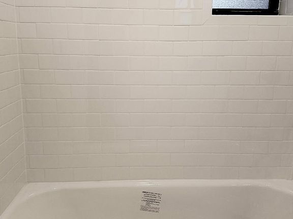 5th image of 3505 94th St APT 6M