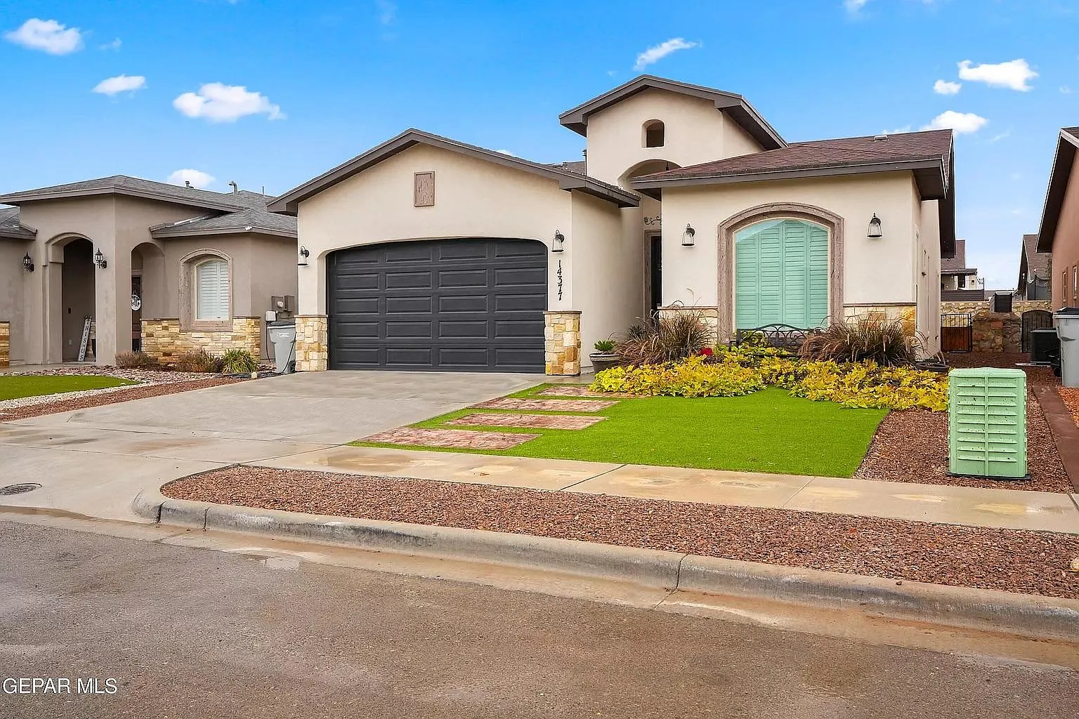 4 bed, 1679 sqft, $2,000 — Photo 3