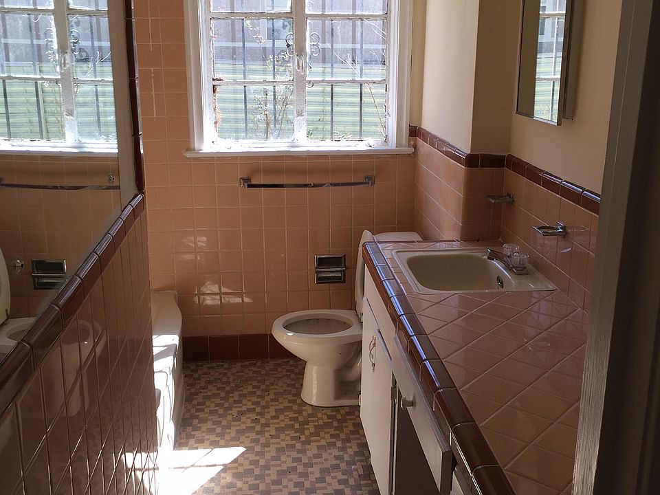 2nd image of 2780 W Benwood Dr