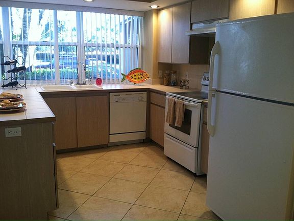 4th image of 3594 SW Sunset Trace Cir