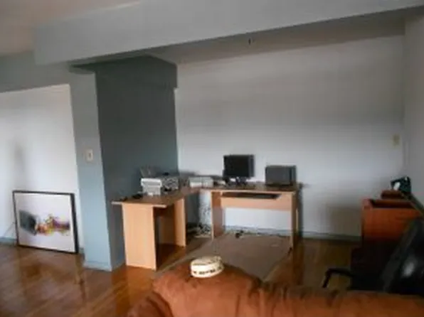 2330 Voorhies Avenue image 1 of 5