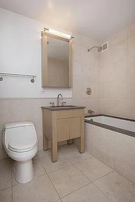 Rented by RELO REDAC INC. | media 32