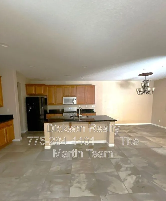 3 bed, 2.5 bath, 1893 sqft, $2,700 — Photo 3