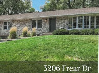 3206 Frear Dr, Minnetonka, MN 55305