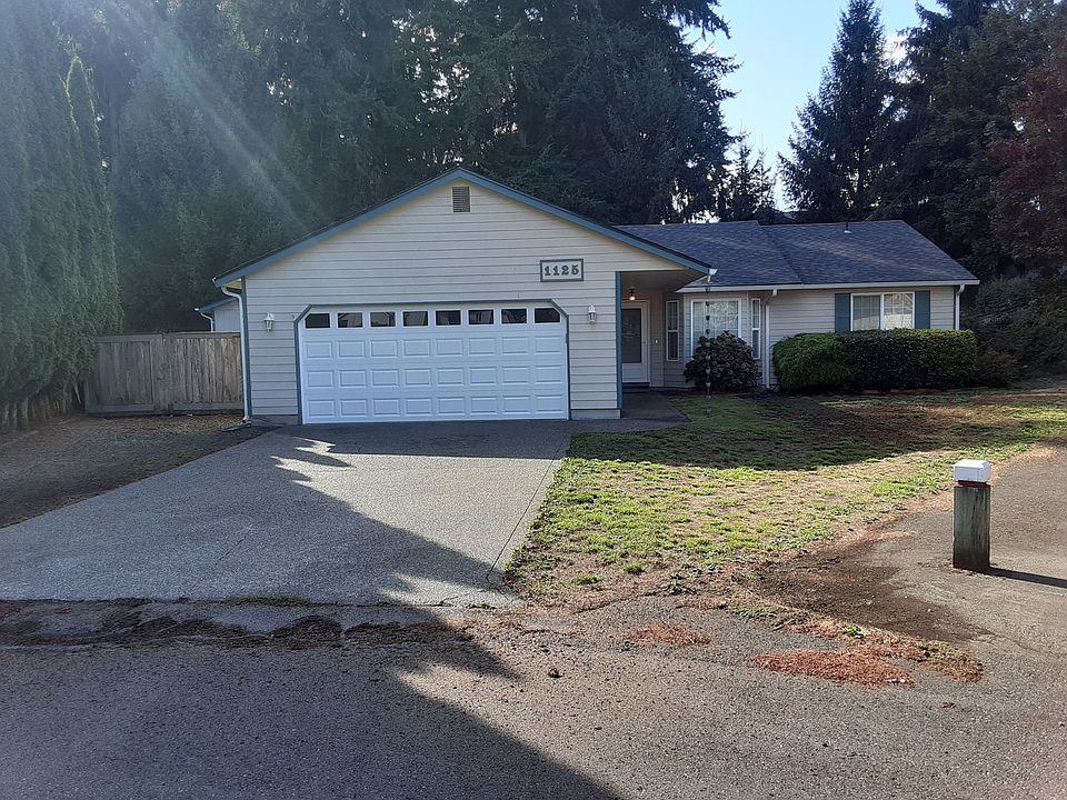 1st image of 1125 SE Scarlet Oak Dr