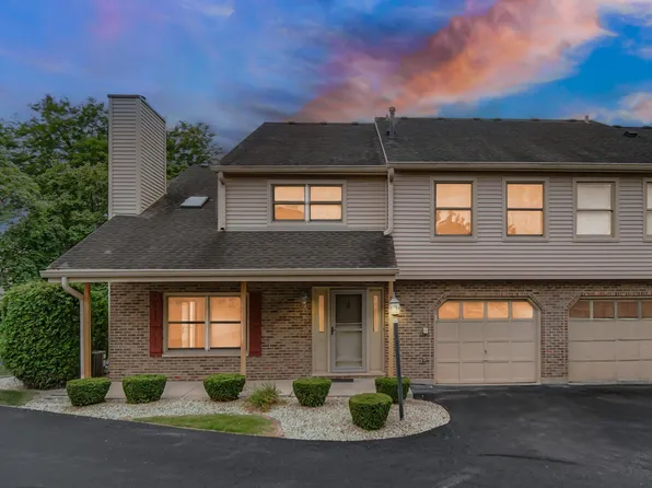 9350 Waterford Ln, Orland Park, IL 60462