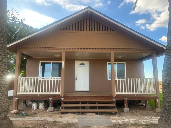 9695 E Tulare Ave, Sanger, CA 93657