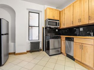 166 W 4th St APT 4, New York, NY 10014