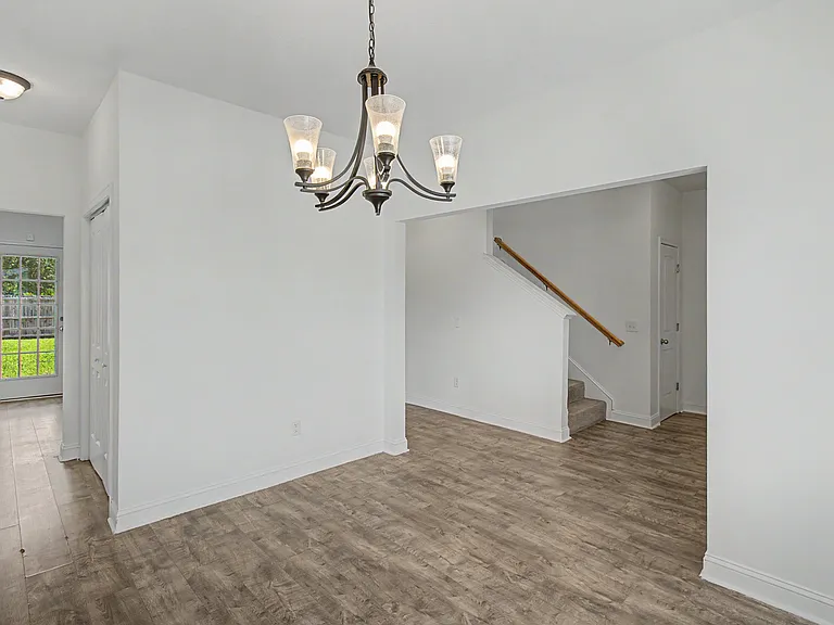 40 Rimes Ave SE — Photo 3