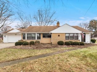 123 Dundee Ave, Dundee, IL 60118