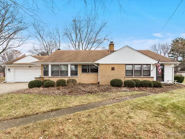 123 Dundee Ave, Dundee, IL 60118