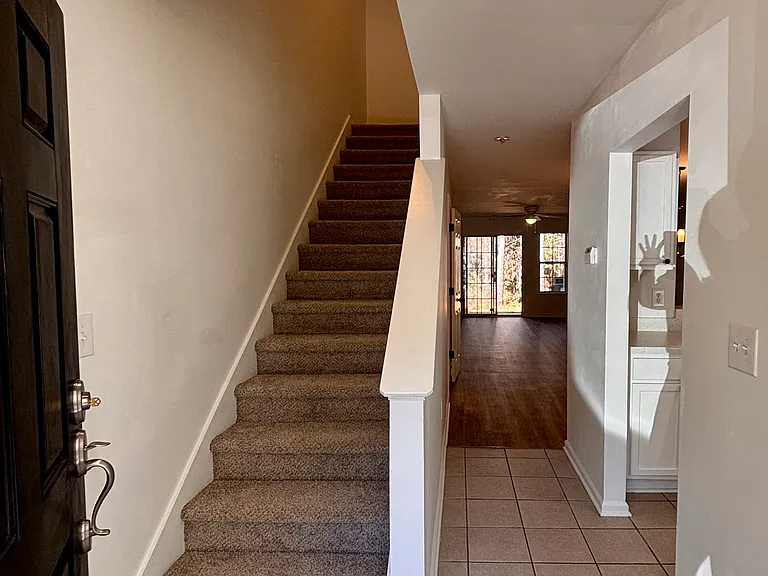 1116 Island Club Dr — Photo 8