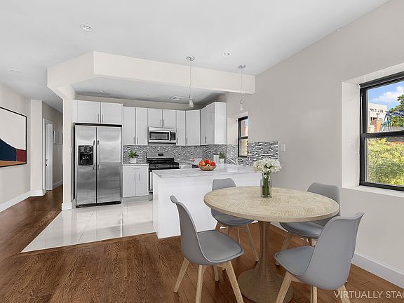 4th image of 71 Irving Pl #3