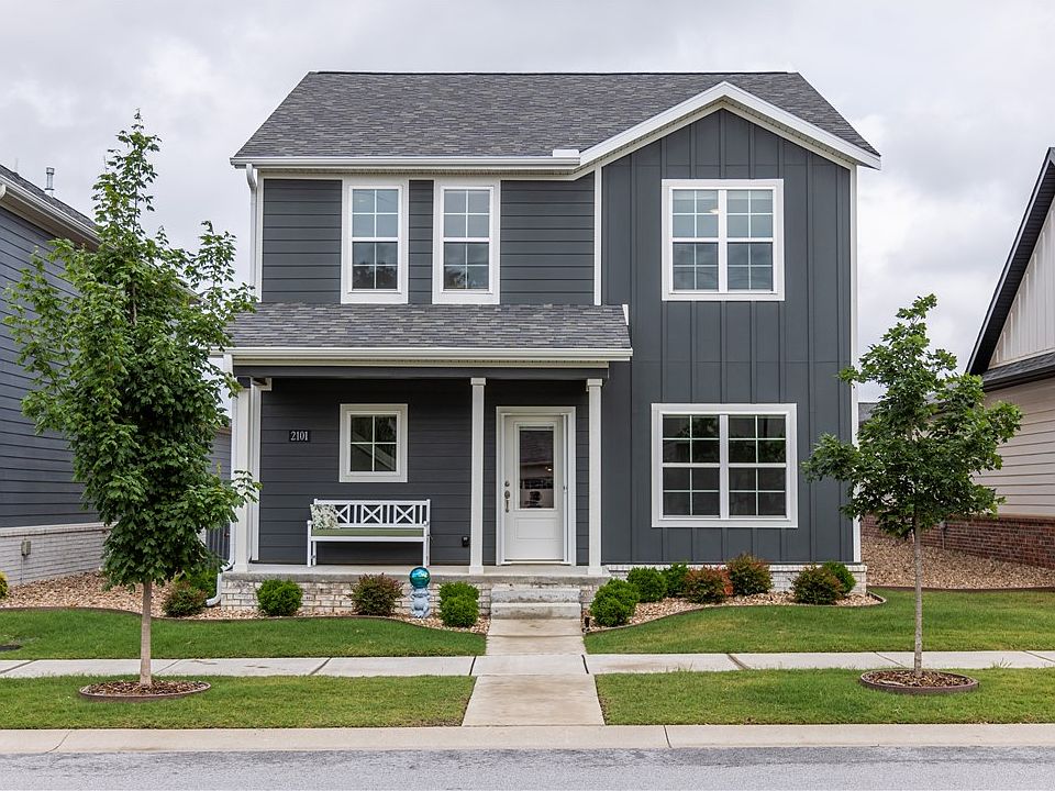 1st image of 2101 Poppy St