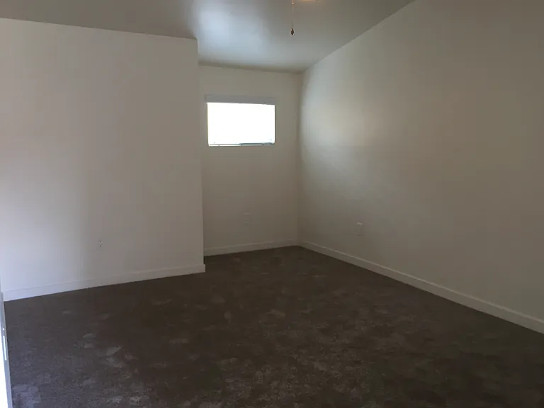 2460 K St #D — Photo 6