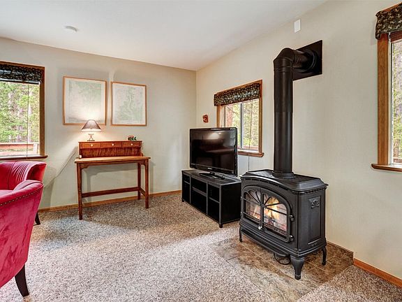 5th image of 246 Peterson Drive