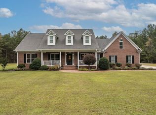 2136 McFayden Rd, Fayetteville, NC 28306