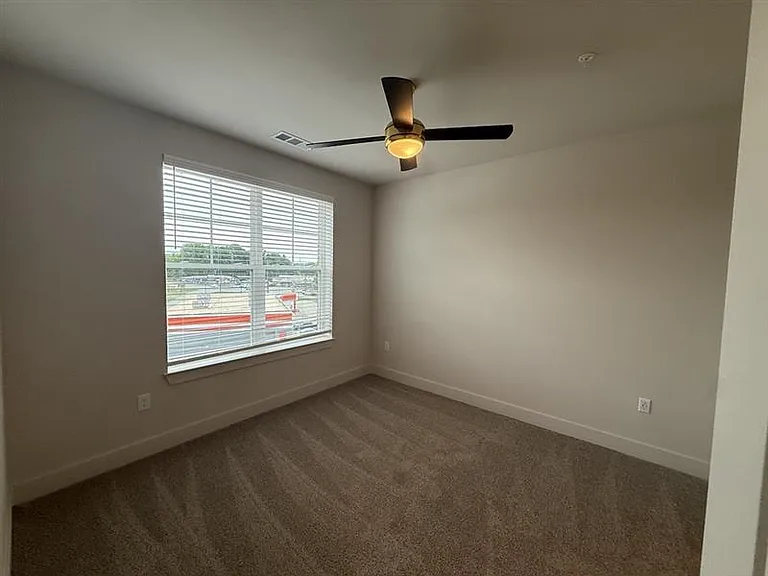 District on the Etowah Apartments — Photo 639