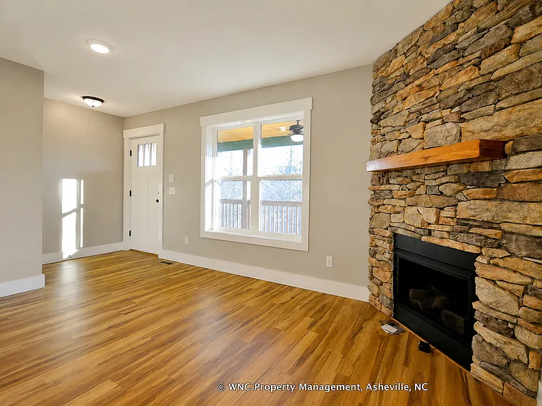 23 Chambers Dr — Photo 6