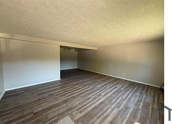 2nd image of 797 Babbitt Rd APT 20