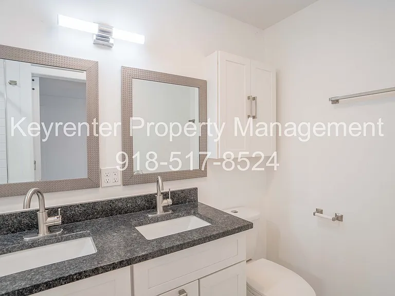 2323 E 13th St — Photo 18