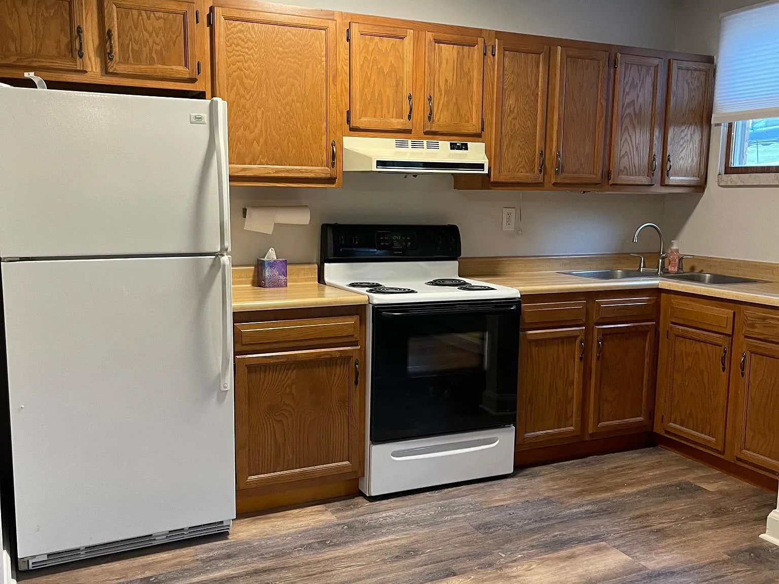 2 bed, $1,200 — Photo 3