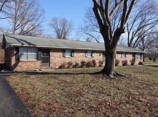 128 Liberty Dr, Belleville, IL