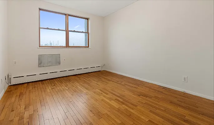 Rented by Green Leaf Management, LLC | media 15