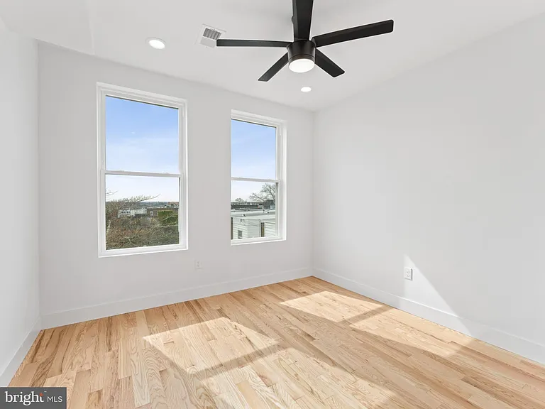 6442 Lansdowne Ave #3 — Photo 7