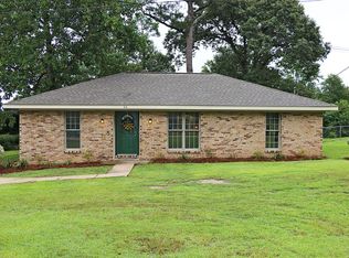 68 Hanberry Rd, Hattiesburg, MS 39402