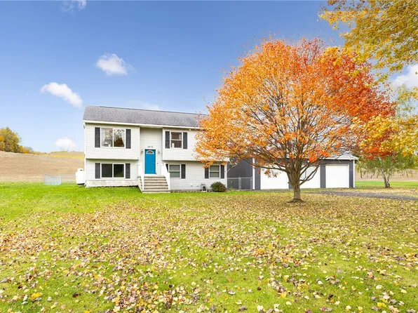 4876 Farnsworth Rd, Marion, NY 14505